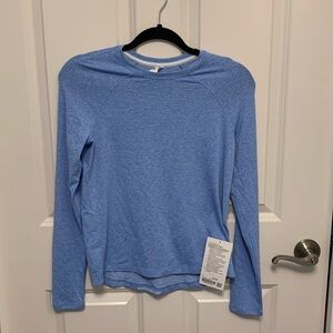 BRAND NEW LULU LEMON
Size 2! Blue long sleeve.